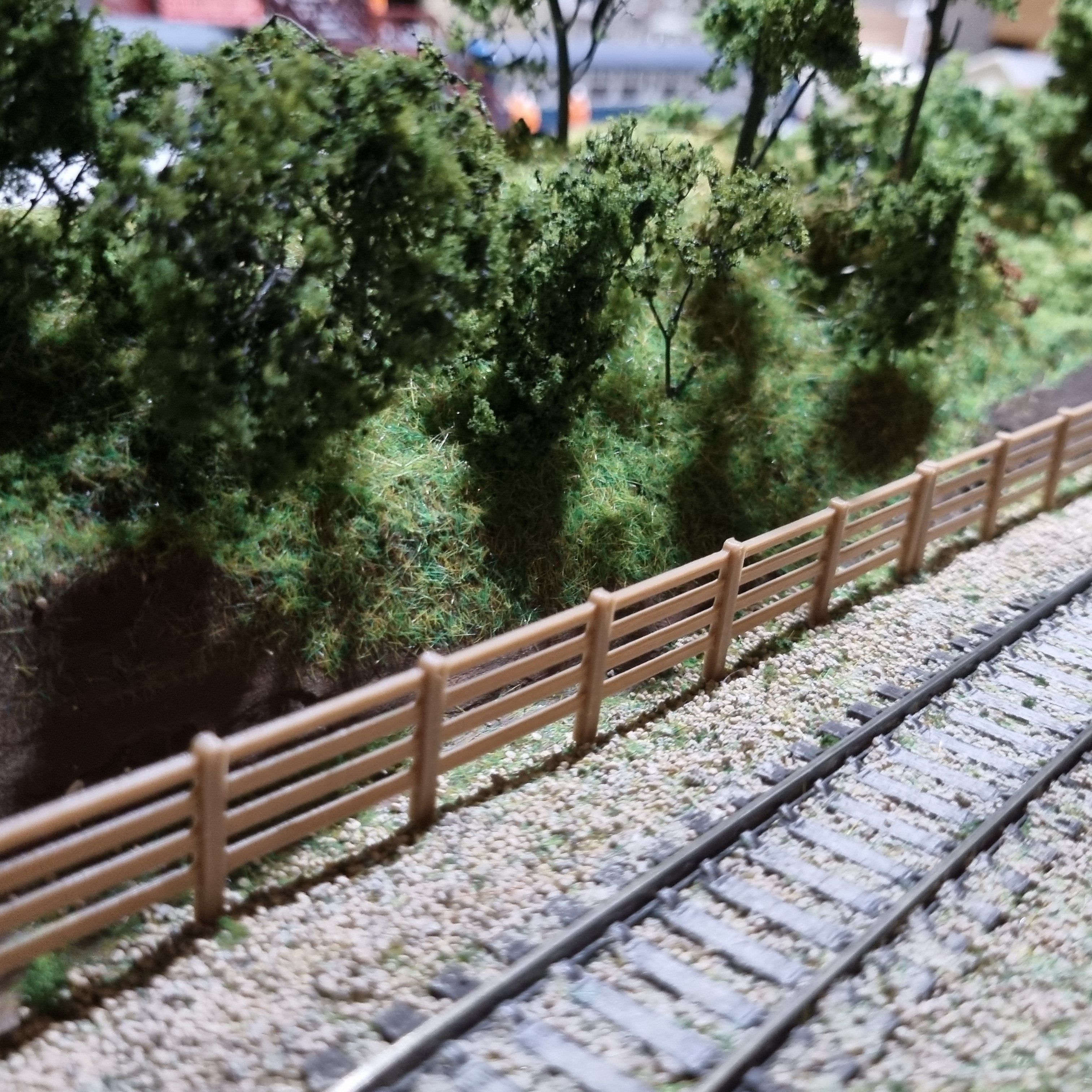 Wood Fencing and gates, 13 pack OO Gauge 1/76 Scale