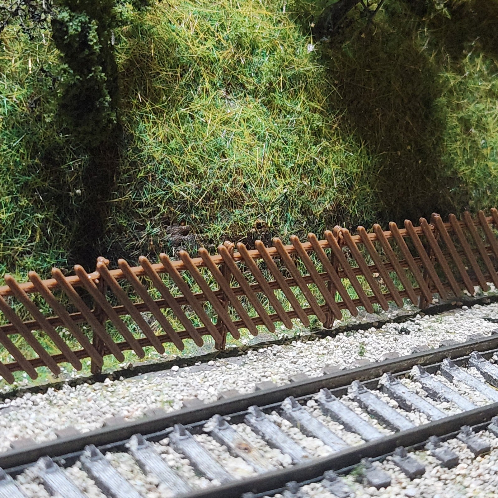 Fencing Station Style model Fence Midland Diagonal Style, 3 colours 1/120