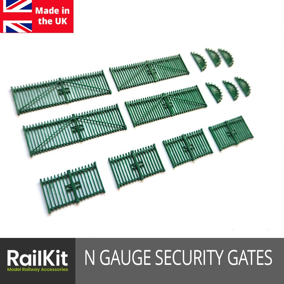 N Gauge Security Gates Accessory Pack Steel Silver & Green Fence Fencing Railing
