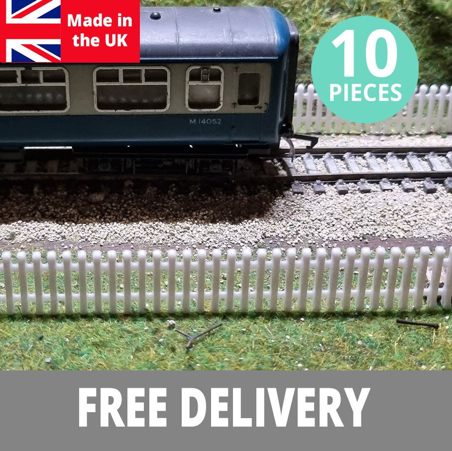 TT:120 Picket Fence x10 multi colours Railway Model fencing scale 1:120