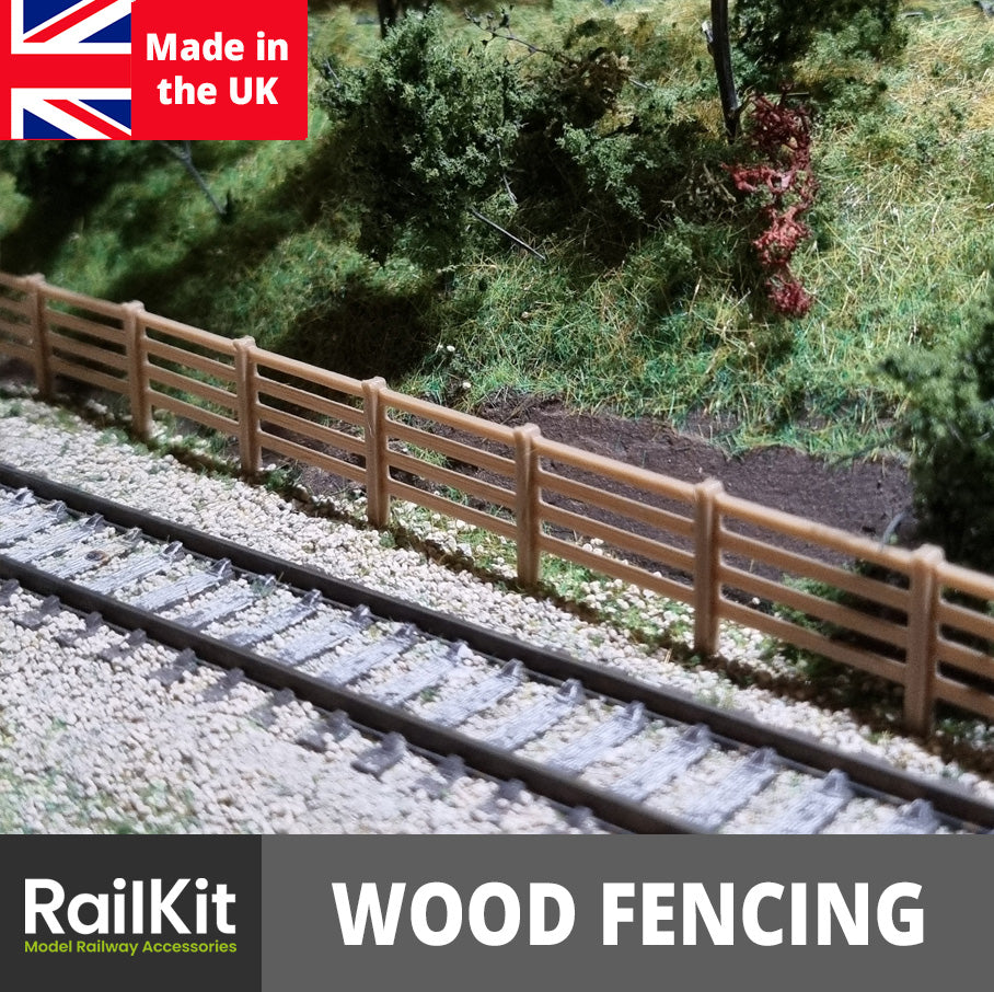 Wood Fencing and gates, 13 pack OO Gauge 1/76 Scale